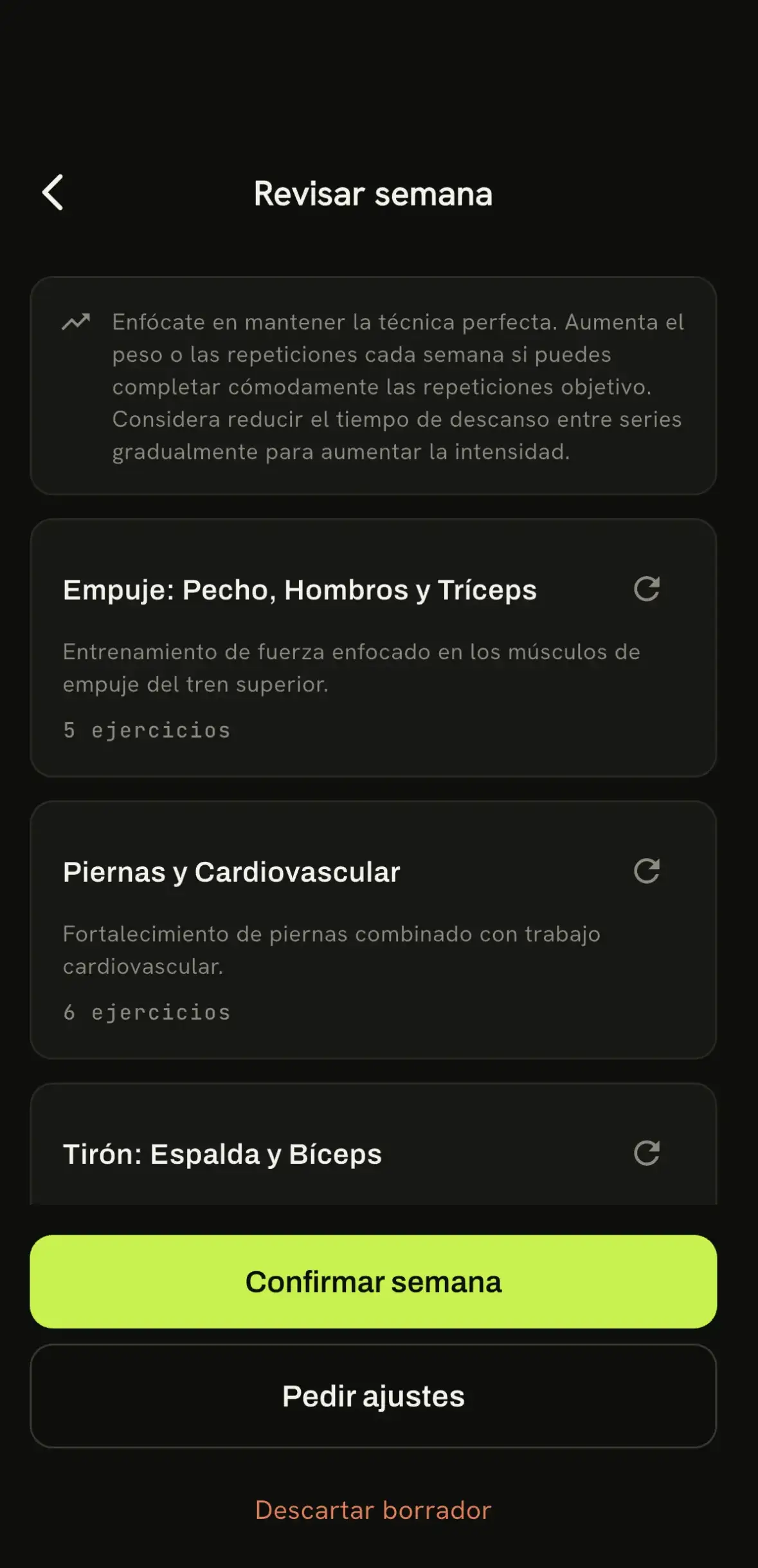 Pantalla de entrenamientos personalizados de la app Karven